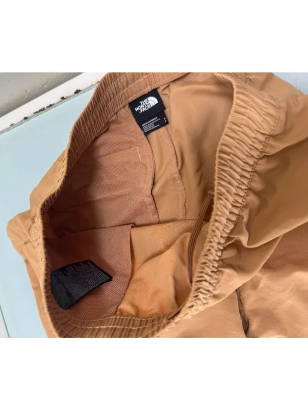 The North Face Jogger Hiking Pants Mens Small S 100% Nylon Utility Outdoor Tan
